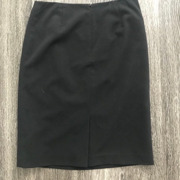 Pencil work skirt - Picture 2 of 2